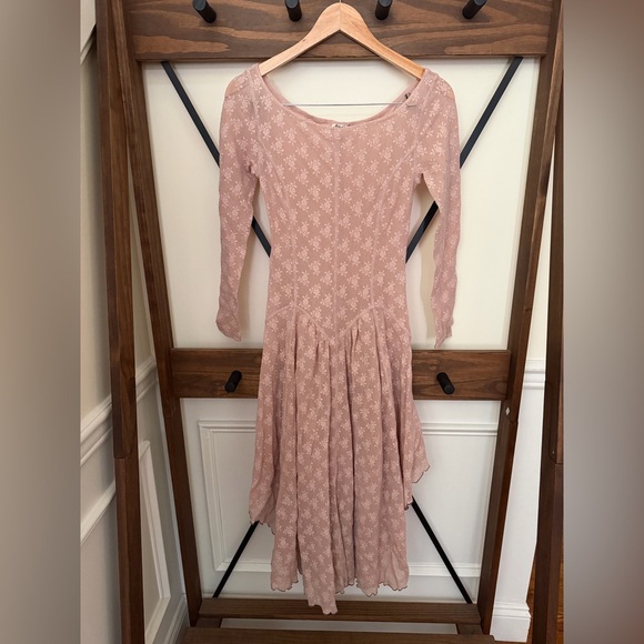 NWOT size Small Free People Intimately Dial For Drama Slip - Picture 3 of 6